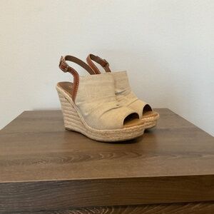 Beige Soda woven wedge heels size 6